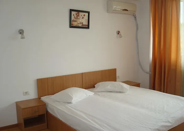 Gasthuis Pensiunea Doneli 3*