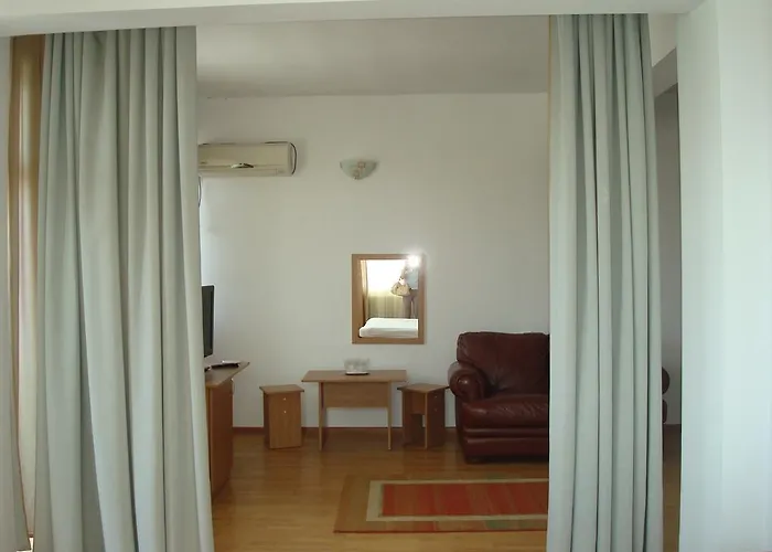 Gasthuis Pensiunea Doneli Eforie Nord