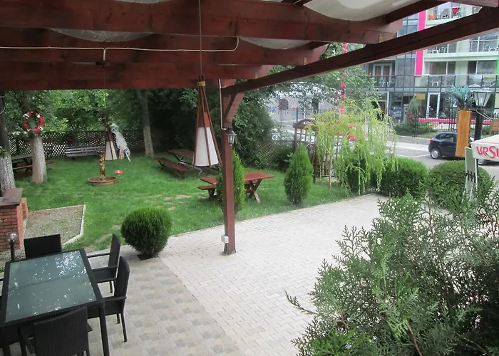 Gasthuis Pensiunea Doneli 3*